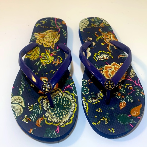 Tory Burch Shoes - Tory Burch “Vera” flip flops size 9